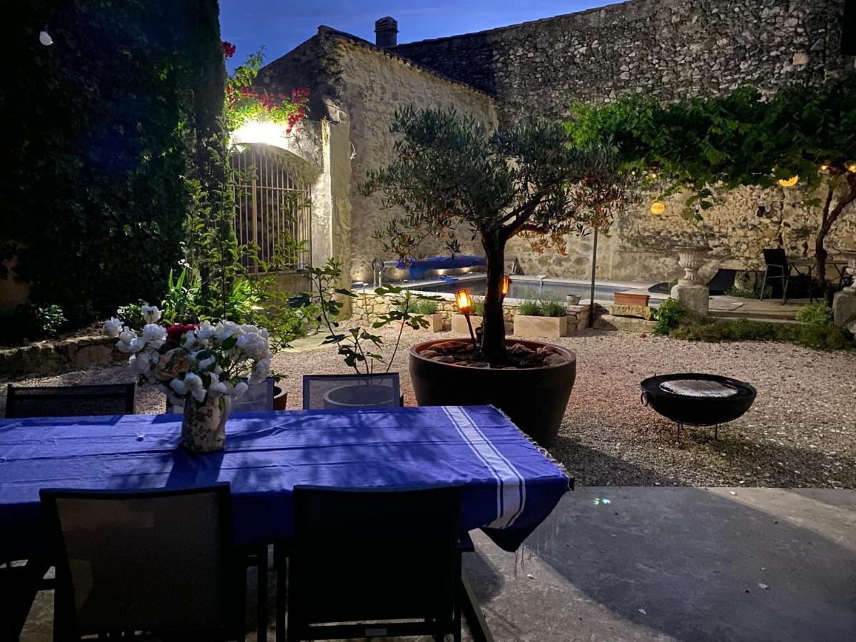 Maison Lou Roucas Cabrieres-d'Aigues ภายนอก รูปภาพ