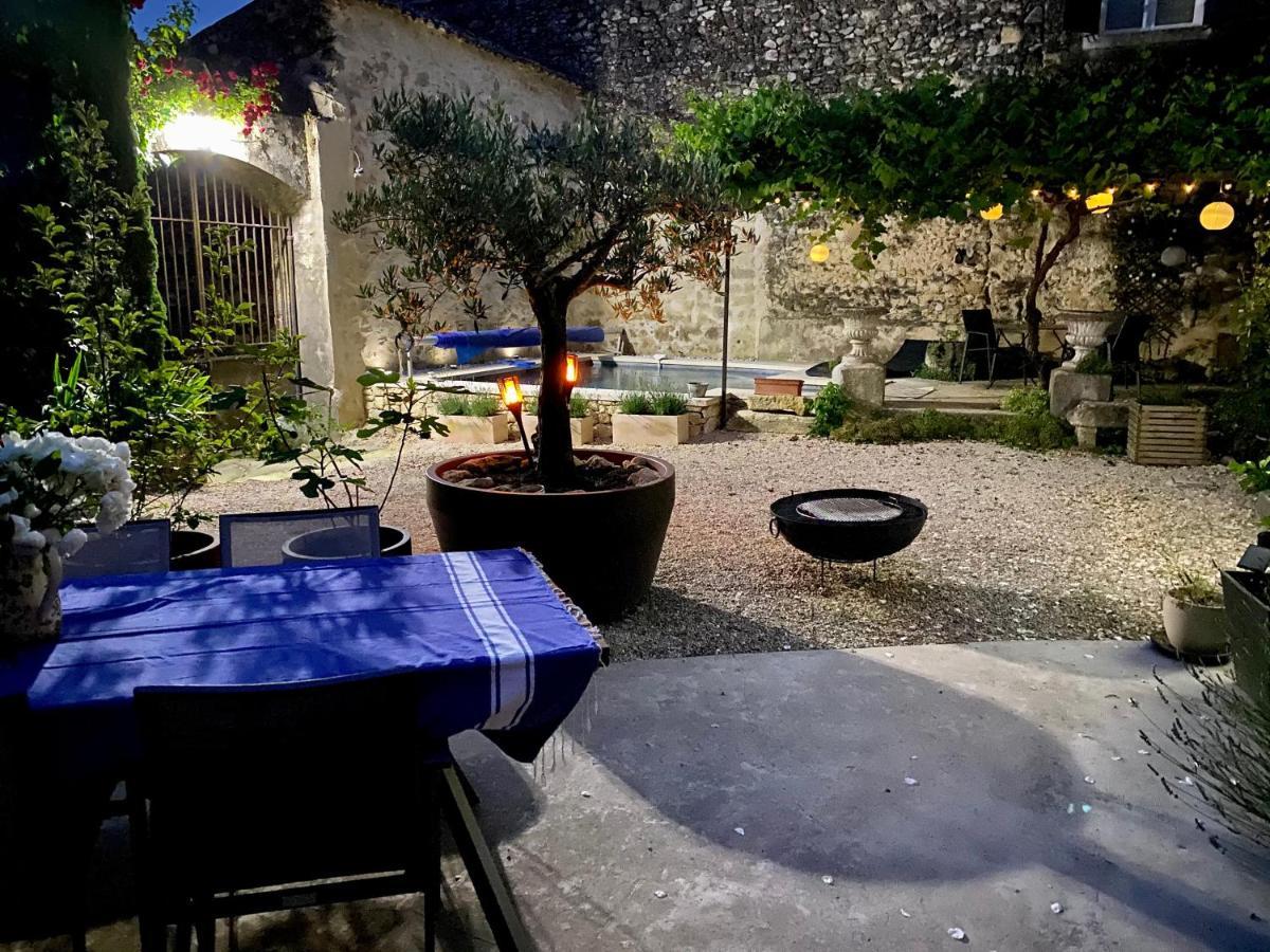 Maison Lou Roucas Cabrieres-d'Aigues ภายนอก รูปภาพ